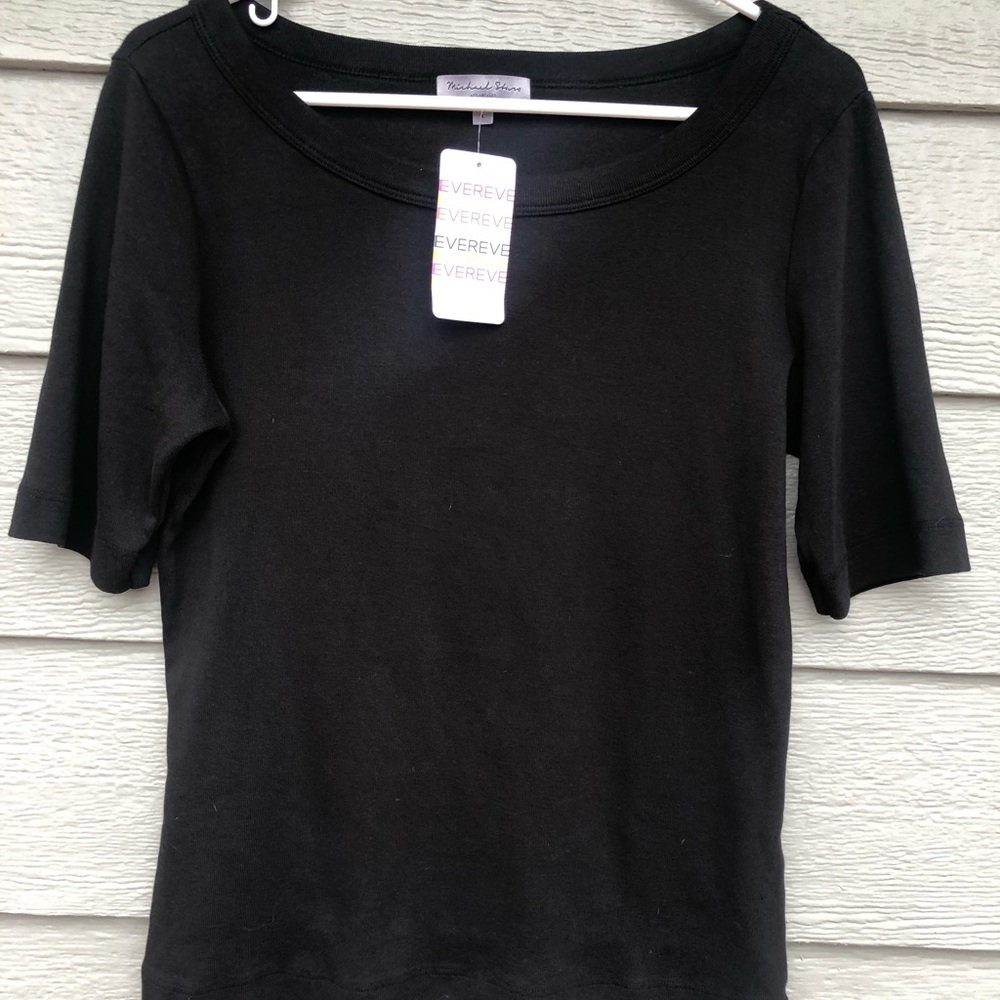 Michael Stars large black form fitting tee